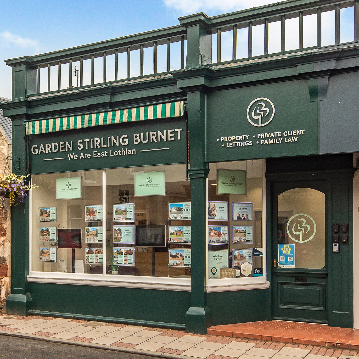 Garden Stirling Burnet in North Berwick, UK